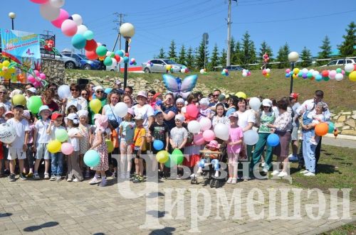 Чирмешәндә Балаларны яклау көне уңаеннан бәйрәм үтте (ФОТОРЕПОРТАЖ)