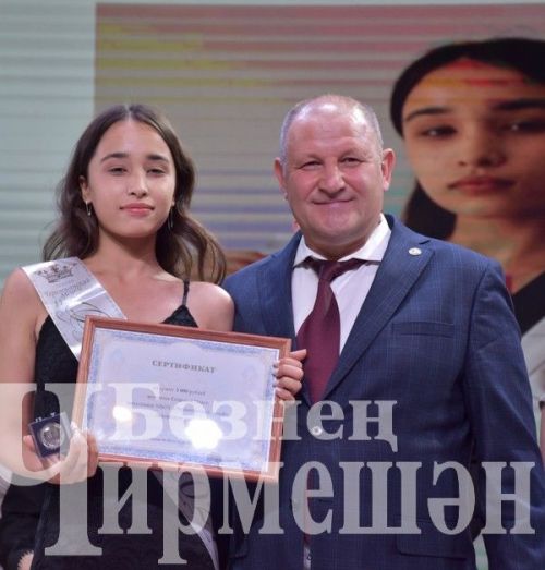 Чирмешәндә районкүләм чыгарылыш балы үтте (ФОТОРЕПОРТАЖ)