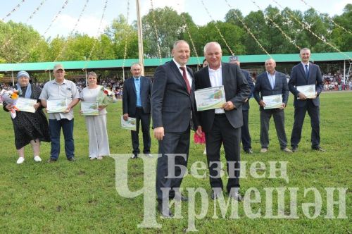 Чирмешәндә Сабан туе-2024: бүләкләү (ФОТОРЕПОРТАЖ)