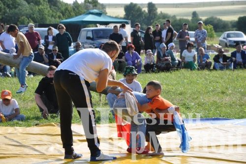Яшәүчедәге Авыл көнендә полиция майоры батыр калды (ФОТОРЕПОРТАЖ)