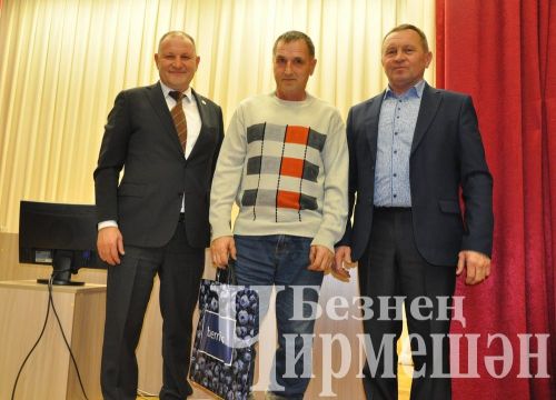 Чирмешән районнында беренче халык җыены Иске Котышта үтте (ФОТОРЕПОРТАЖ)