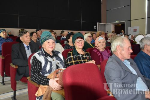В Черемшане ко Дню пожилых организовали праздничный концерт (ФОТОРЕПОРТАЖ)