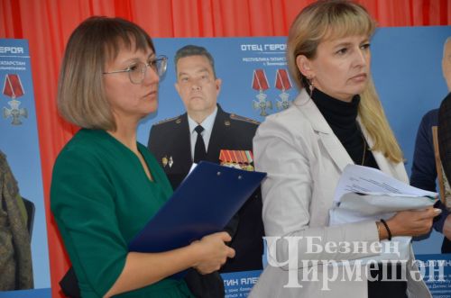 Чирмешән район мәдәният йортында "Герой әтисе"  фотокүргәзмәсе ачылды (ФОТОРЕПОРТАЖ)
