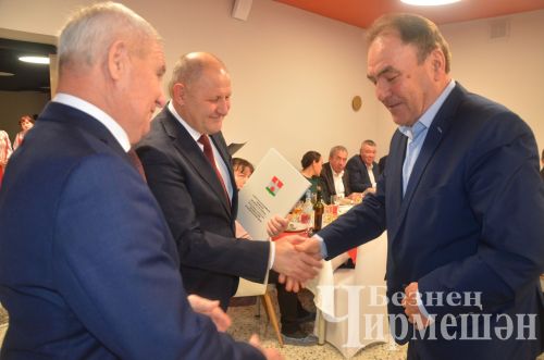 В Черемшане на празднике передовиков сельского хозяйства наградили многих (ФОТОРЕПОРТАЖ)