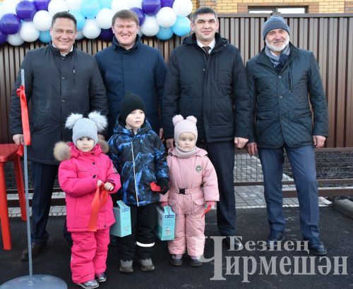 На Амурской стороне Черемшана для работников нефтяной отрасли построены новые дома  (ФОТОРЕПОРТАЖ)