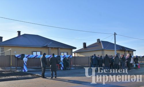 На Амурской стороне Черемшана для работников нефтяной отрасли построены новые дома  (ФОТОРЕПОРТАЖ)