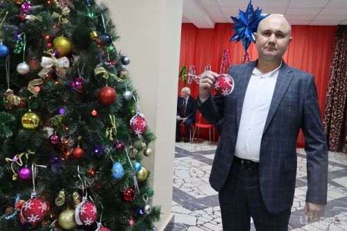 Ежегодная акция "Елка желаний" - исполнит мечты детей (ФОТОРЕПОРТАЖ)