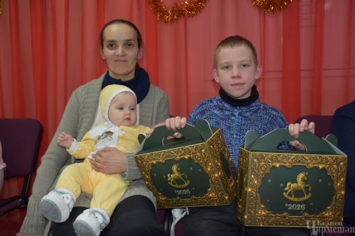 Сказочные герои пригласили детей участников СВО на новогоднее чудо (ФОТОРЕПОРТАЖ)