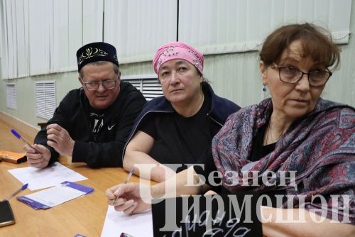 Знатоки из Старого Кадеева состязались в Квиз игре (ФОТОРЕПОРТАЖ)