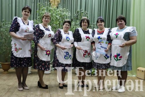 Знатоки из Старого Кадеева состязались в Квиз игре (ФОТОРЕПОРТАЖ)