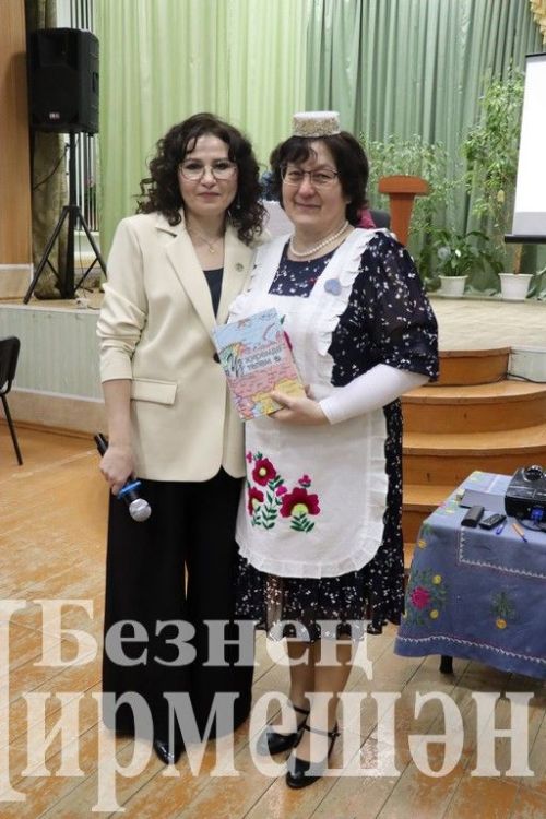 Знатоки из Старого Кадеева состязались в Квиз игре (ФОТОРЕПОРТАЖ)
