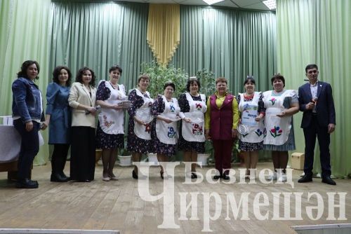Знатоки из Старого Кадеева состязались в Квиз игре (ФОТОРЕПОРТАЖ)