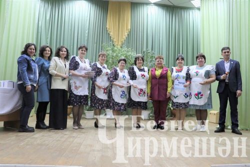 Знатоки из Старого Кадеева состязались в Квиз игре (ФОТОРЕПОРТАЖ)