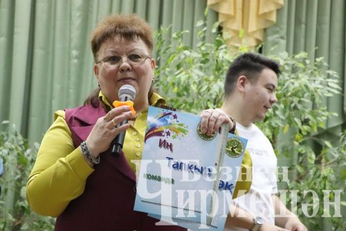 Знатоки из Старого Кадеева состязались в Квиз игре (ФОТОРЕПОРТАЖ)