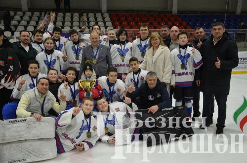 Чирмешәннең "Корыч ябалаклар"ы ТР Беренчелегендә чемпион булды (ФОТОРЕПОРТАЖ)