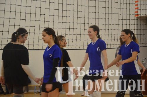 Чирмешәндә хатын-кызлар командалары арасында волейбол буенча чемпионатның финалы узды (ФОТОРЕПОРТАЖ)