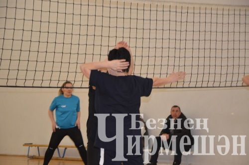 Чирмешәндә хатын-кызлар командалары арасында волейбол буенча чемпионатның финалы узды (ФОТОРЕПОРТАЖ)