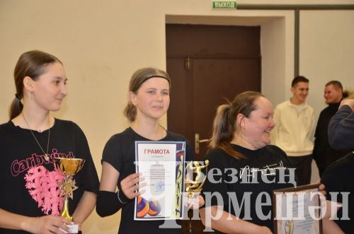 Чирмешәндә хатын-кызлар командалары арасында волейбол буенча чемпионатның финалы узды (ФОТОРЕПОРТАЖ)
