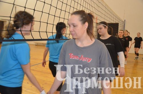 Чирмешәндә хатын-кызлар командалары арасында волейбол буенча чемпионатның финалы узды (ФОТОРЕПОРТАЖ)