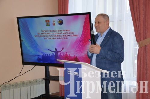 Чирмешән районы башлыгы Рамил Айбатов районның талантлы балалары белән очрашты (ФОТОРЕПОРТАЖ)