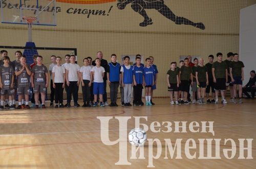 Чирмешәндә яшь футболчылар "Мәктәп футбол лигасы"нда ярыша (ФОТОРЕПОРТАЖ)
