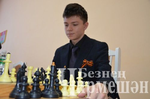 В Черемшане на турнире памяти Евгения Зорина приняли участие около 140 шахматистов (ФОТОРЕПОРТАЖ)