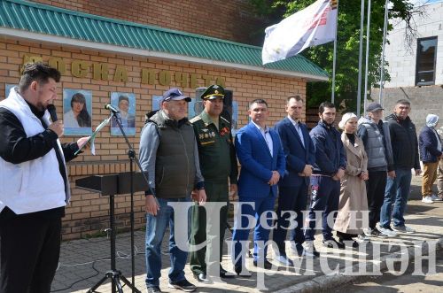 Чирмешәнлеләр үзләре ясаган машина - тракторларын күргәзмәгә алып килделәр (ФОТОРЕПОРТАЖ)