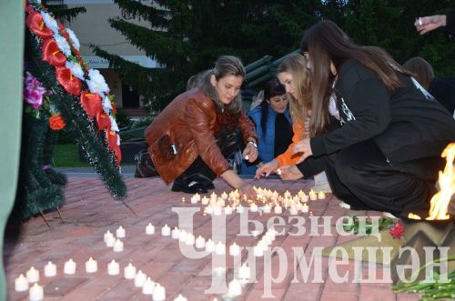 Чирмешәнлеләр Хәтер һәм кайгы көнендә батырларны искә алдылар (ФОТОРЕПОРТАЖ)