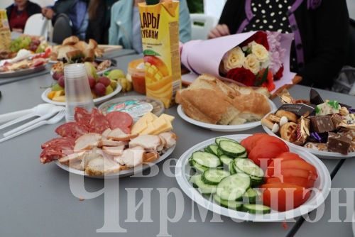 Чирмешән районы медицина хезмәткәрләрен бүләкләделәр (ФОТОРЕПОРТАЖ)