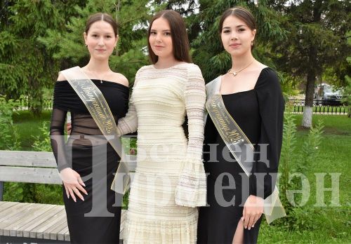 88 фотографий с районного выпускного бала