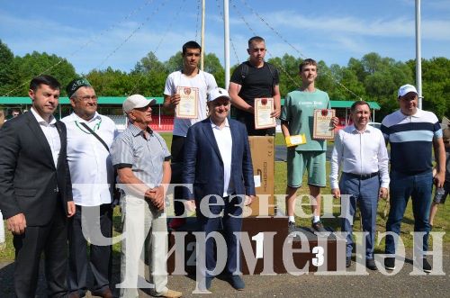 Черемшанский Сабантуй 2025 - абсолютного батыра Марата Каримова наградили питбайком (ФОТОРЕПОРТАЖ)