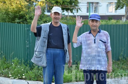 Чирмешәннең Титов урамында күршеләр бәйрәм итте (ФОТОРЕПОРТАЖ)