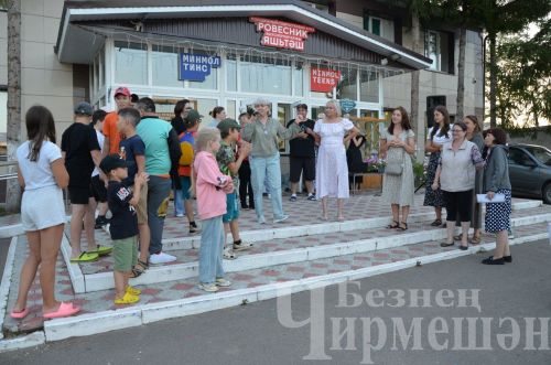 Чирмешәннең Титов урамында күршеләр бәйрәм итте (ФОТОРЕПОРТАЖ)