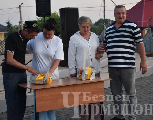 Чирмешәндә Гаилә, мәхәббәт һәм тугрыклык көнен бәйрәм иттеләр (ФОТОРЕПОРТАЖ)