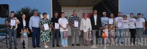 Чирмешәндә Гаилә, мәхәббәт һәм тугрыклык көнен бәйрәм иттеләр (ФОТОРЕПОРТАЖ)