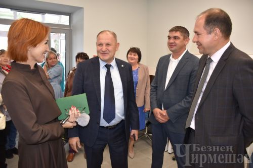 С рабочей поездкой в Черемшане побывал Рустам Валиуллов (ФОТОРЕПОРТАЖ)