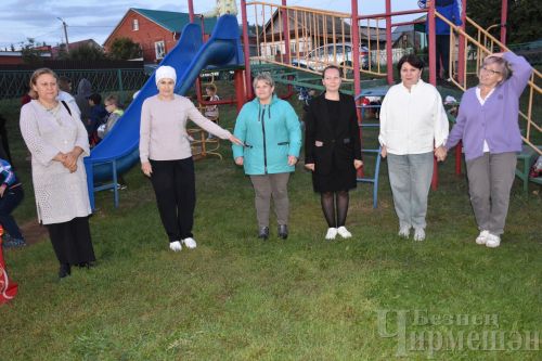В Черемшане на улице Советской провели праздник добрососедства (ФОТОРЕПОРТАЖ)
