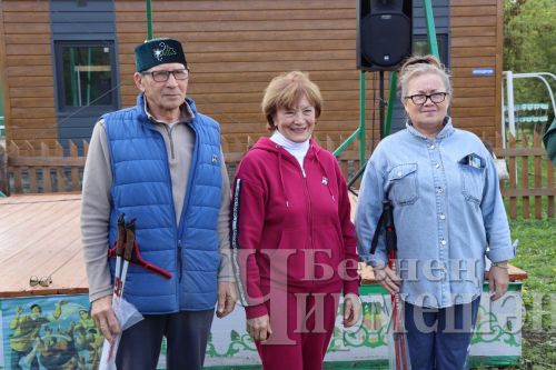 В Черемшане третий год подряд провели фестиваль скандинавской ходьбы (ФОТОРЕПОРТАЖ)