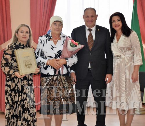 В Черемшане чествовали семейные пары, прожившие вместе более 50 лет (ФОТОРЕПОРТАЖ)