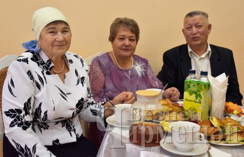 В Черемшане чествовали семейные пары, прожившие вместе более 50 лет (ФОТОРЕПОРТАЖ)