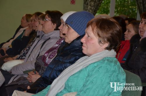 На сходе граждан в Ульяновке многие получили подарки (ФОТОРЕПОРТАЖ)