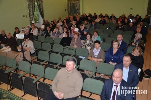 На сходе граждан в Ульяновке многие получили подарки (ФОТОРЕПОРТАЖ)