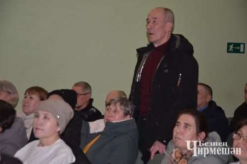 На сходе граждан в Ульяновке многие получили подарки (ФОТОРЕПОРТАЖ)