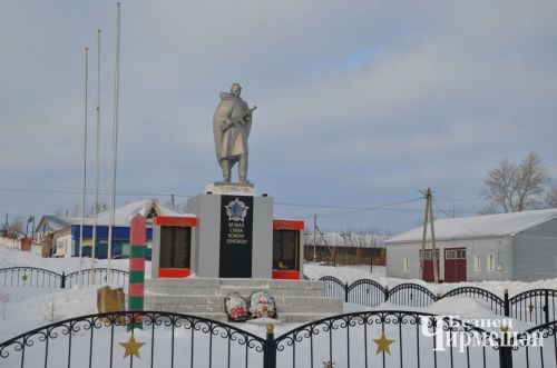 На сходе граждан в селе Аккиреево наградили лучших односельчан (ФОТОРЕПОРТАЖ)