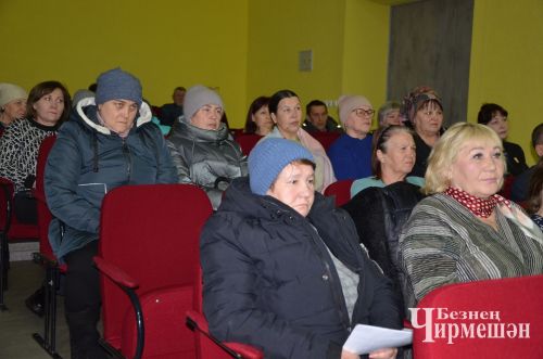 Жители Нового Ильмова на сходе граждан решали насущные проблемы (ФОТОРЕПОРТАЖ)