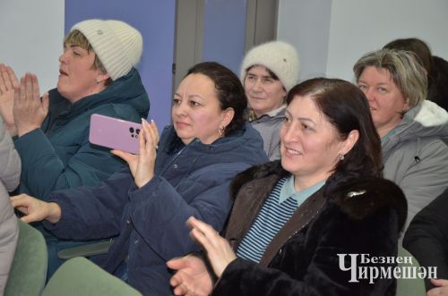 Сход граждан в Кутеме посетила и 95-летняя ветеран тыла Ольга Логинкина (ФОТОРЕПОРТАЖ)