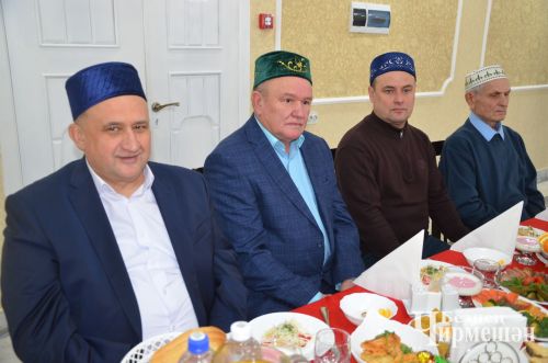 В Черемшане прошел день памяти Минсагита Шакирова, который долгие годы управлял районом (ФОТОРЕПОРТАЖ)