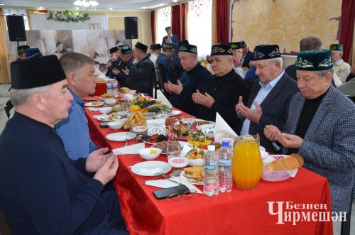 В Черемшане прошел день памяти Минсагита Шакирова, который долгие годы управлял районом (ФОТОРЕПОРТАЖ)