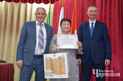 На сходе граждан в Бекет Ключе тоже были жалобы на лис (ФОТОРЕПОРТАЖ)