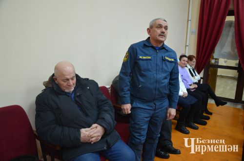 На сходе граждан в Бекет Ключе тоже были жалобы на лис (ФОТОРЕПОРТАЖ)